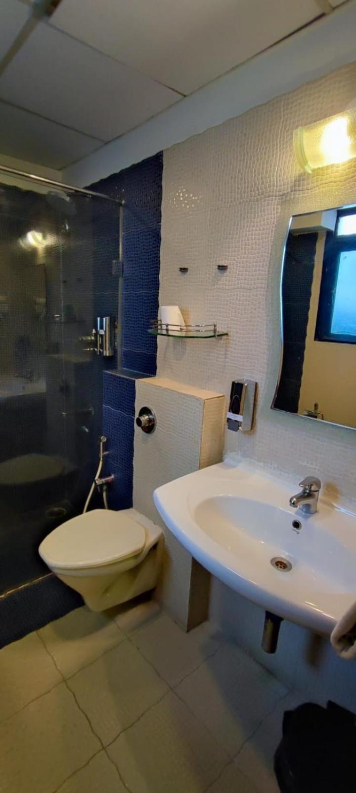 העיר בנגלור Shilton Suites מראה חיצוני תמונה