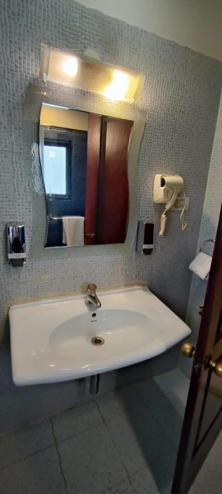העיר בנגלור Shilton Suites מראה חיצוני תמונה